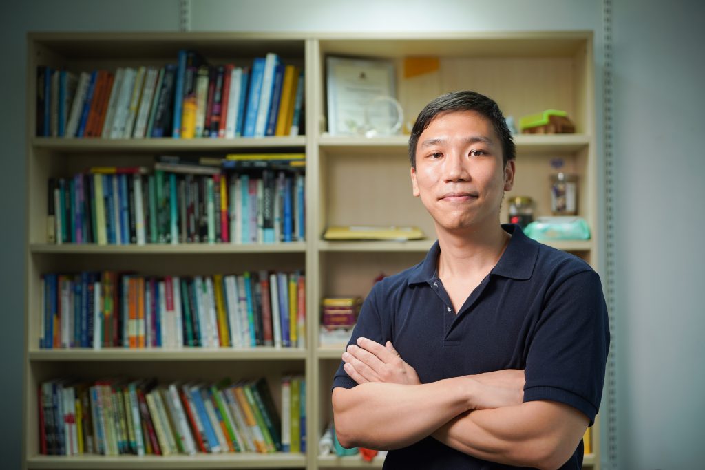 香港城市大學社會及行為科學系（社會工作）助理教授陳紹銘博士。
