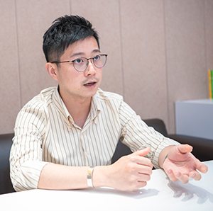 黎嘉銘:「針對早中晚期認知障 礙症患者的特點,選用適當的樂齡科技和訓練。」